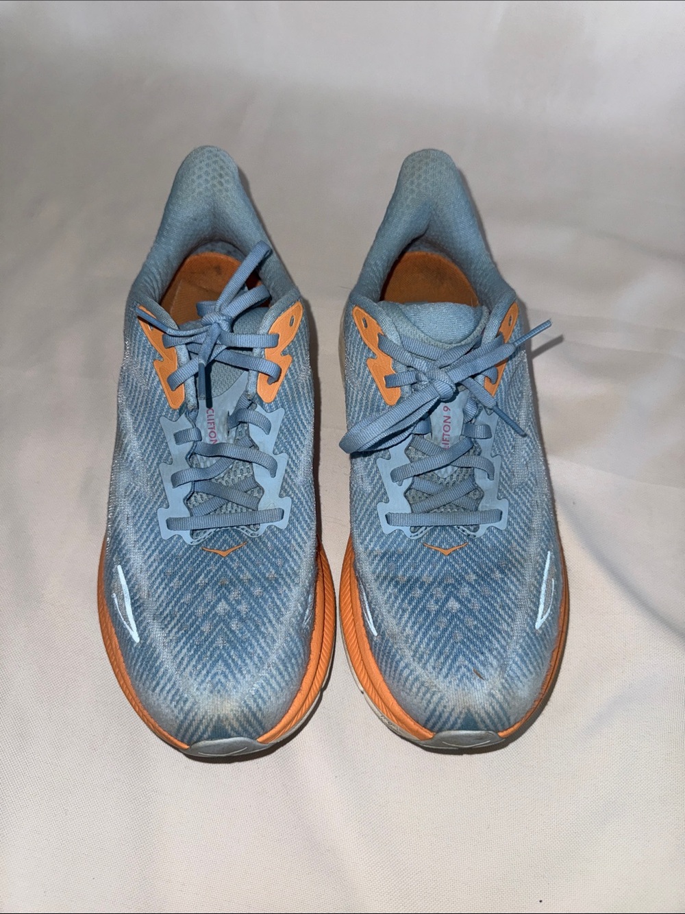 Hoka Clifton 9 sneakers
